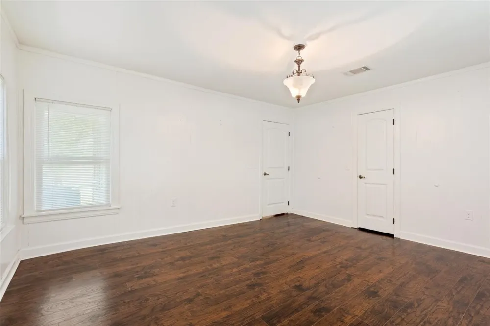 102 E Southland Avenue Marlin, TX 76661