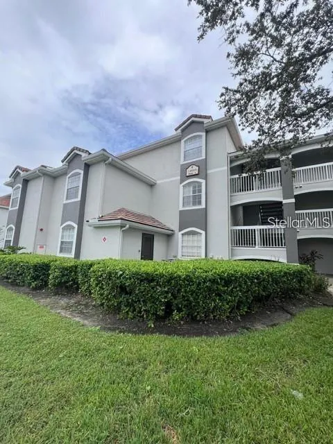 14049 FAIRWAY ISLAND DRIVE #122 Orlando, FL 32837