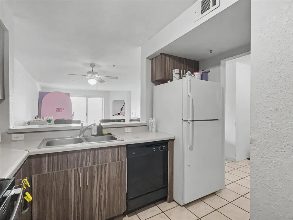 14049 FAIRWAY ISLAND DRIVE #122 Orlando, FL 32837