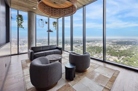 84 East Avenue #3009