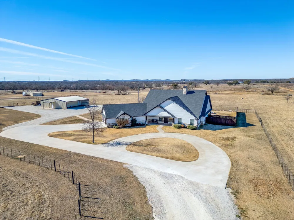733 Fm 2652 Graham, TX 76450