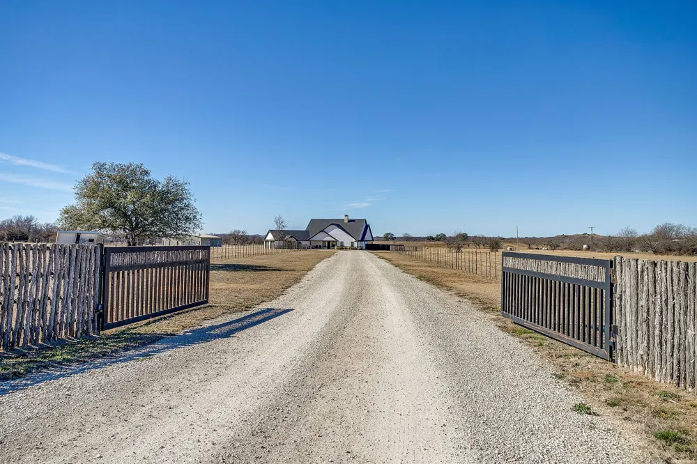 733 Fm 2652 Graham, TX 76450