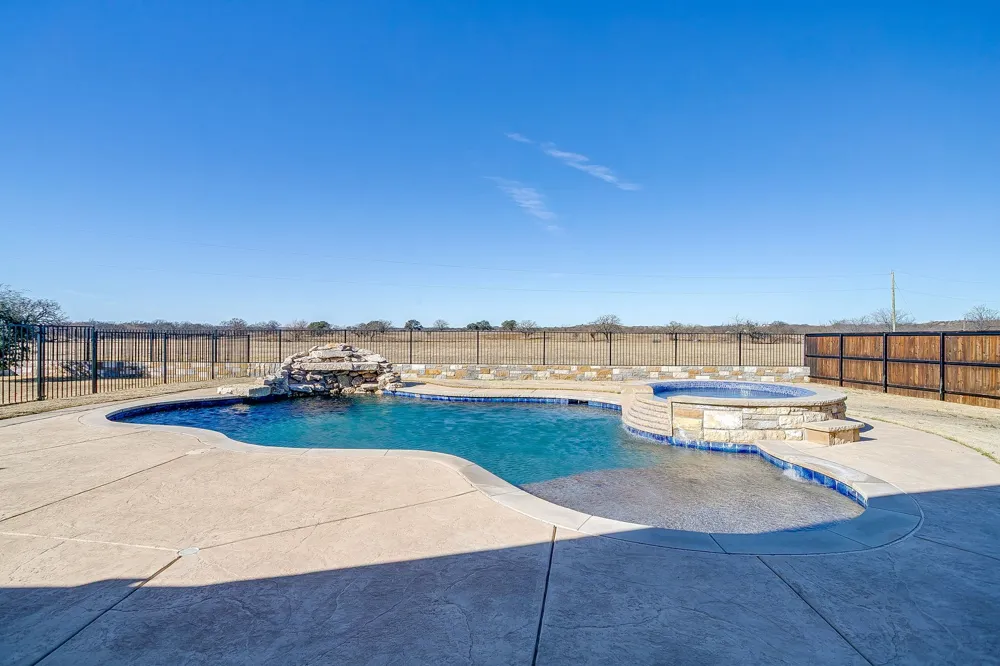 733 Fm 2652 Graham, TX 76450