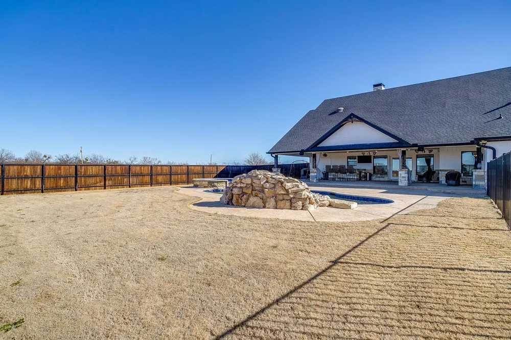 733 Fm 2652 Graham, TX 76450