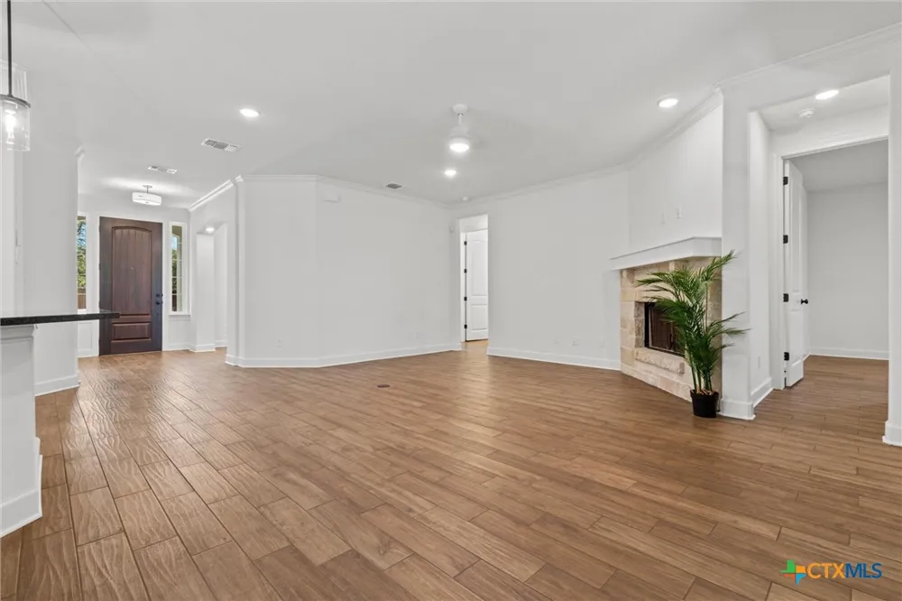 4113 Turning Leaf Drive Nolanville, TX 76559