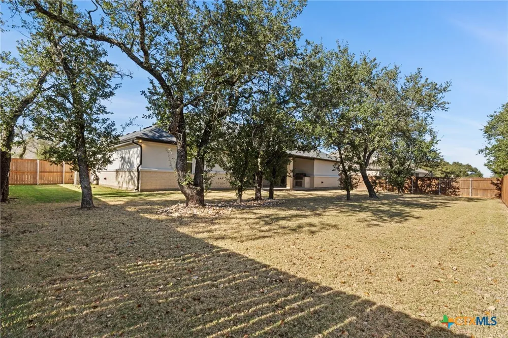 4113 Turning Leaf Drive Nolanville, TX 76559