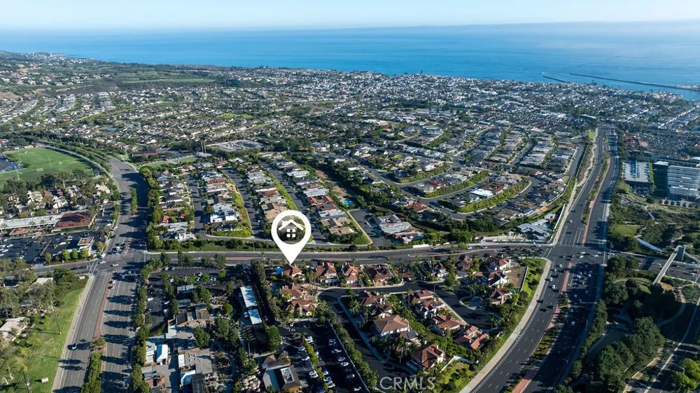 19 Harbor Pointe Corona del Mar, CA 92625