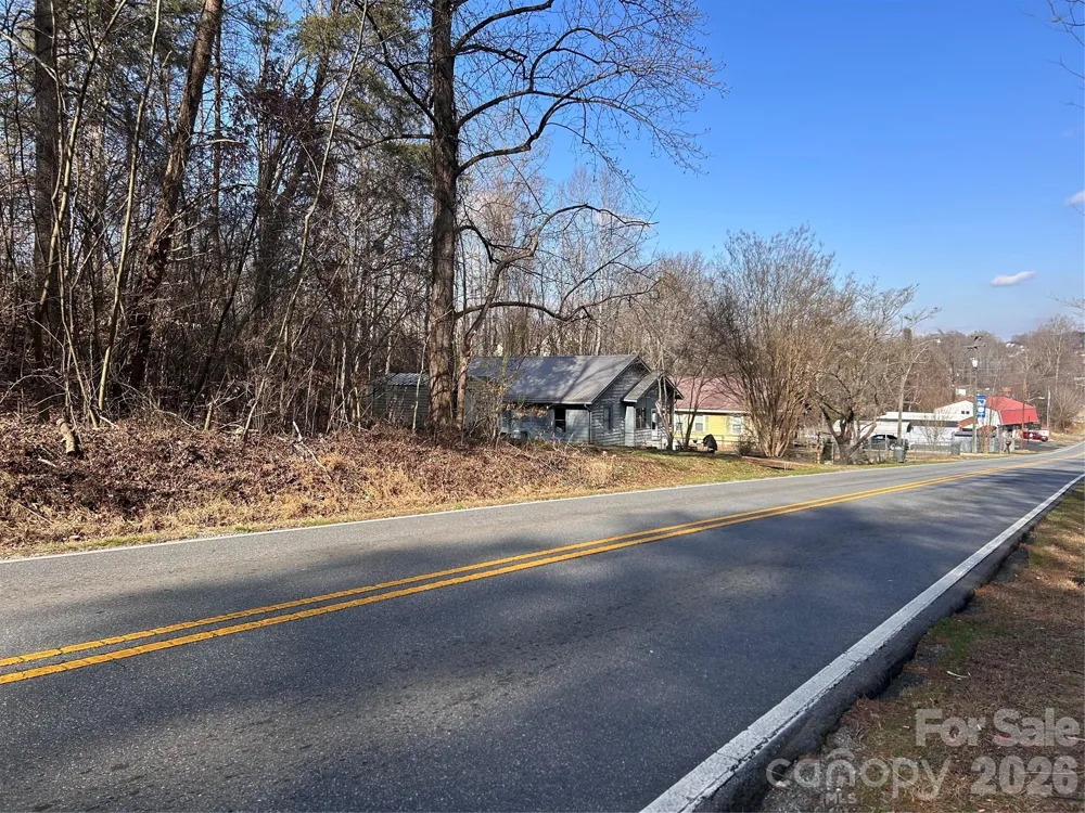 303 Burke Street Hickory, NC 28601