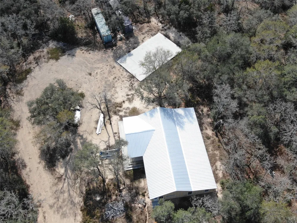 1044 Reeves Road Garwood, TX 77442