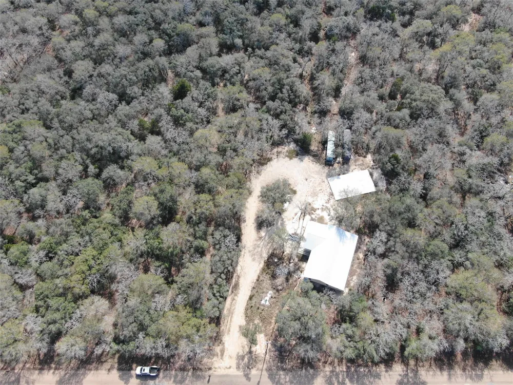 1044 Reeves Road Garwood, TX 77442