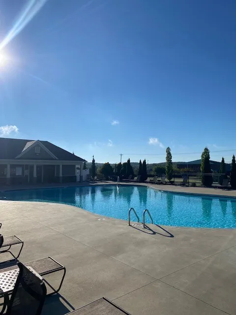1076 Neeleys Bnd Spring Hill, TN 37174