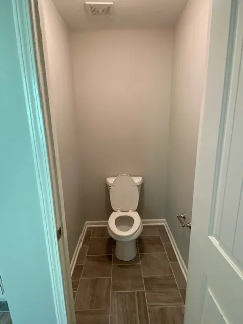 1076 Neeleys Bnd Spring Hill, TN 37174