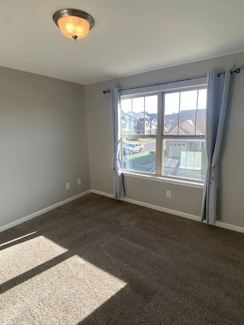 1076 Neeleys Bnd Spring Hill, TN 37174