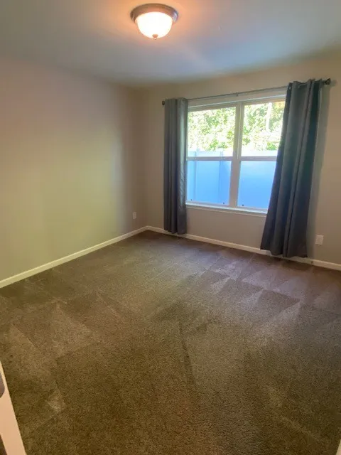 1076 Neeleys Bnd Spring Hill, TN 37174