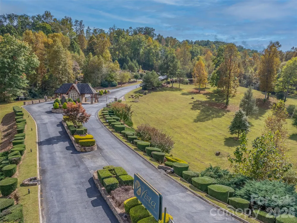 146 Red Hawk Knoll Lake Lure, NC 28746