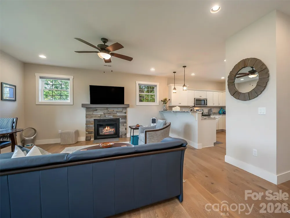 146 Red Hawk Knoll Lake Lure, NC 28746