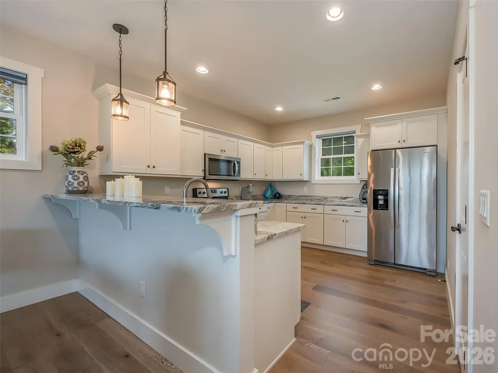 146 Red Hawk Knoll Lake Lure, NC 28746