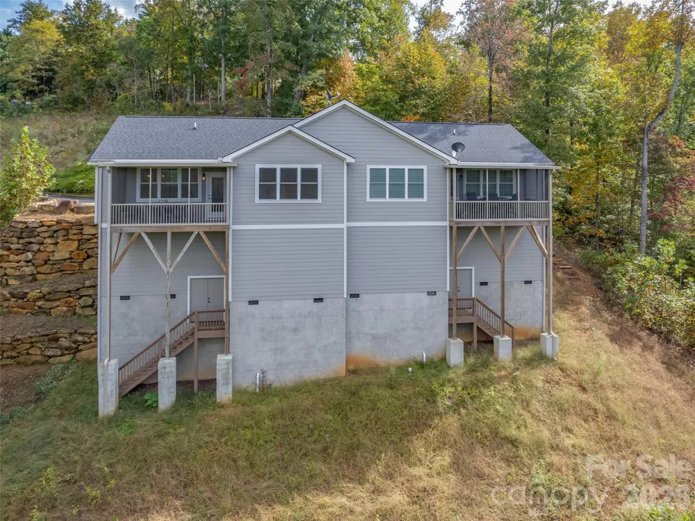 146 Red Hawk Knoll Lake Lure, NC 28746