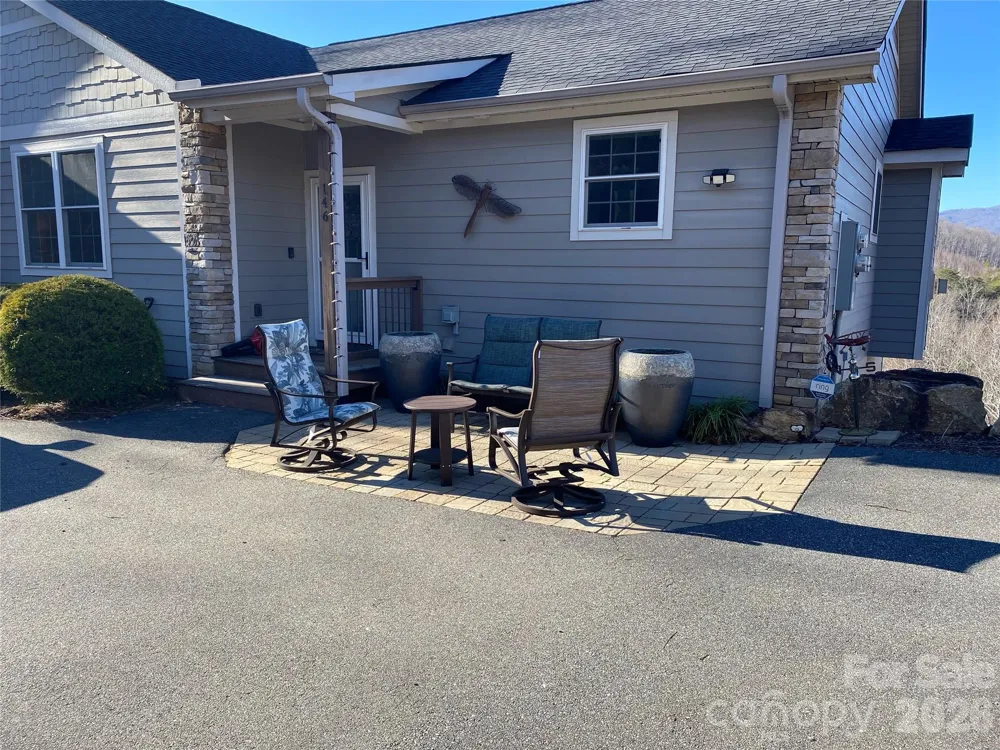 146 Red Hawk Knoll Lake Lure, NC 28746