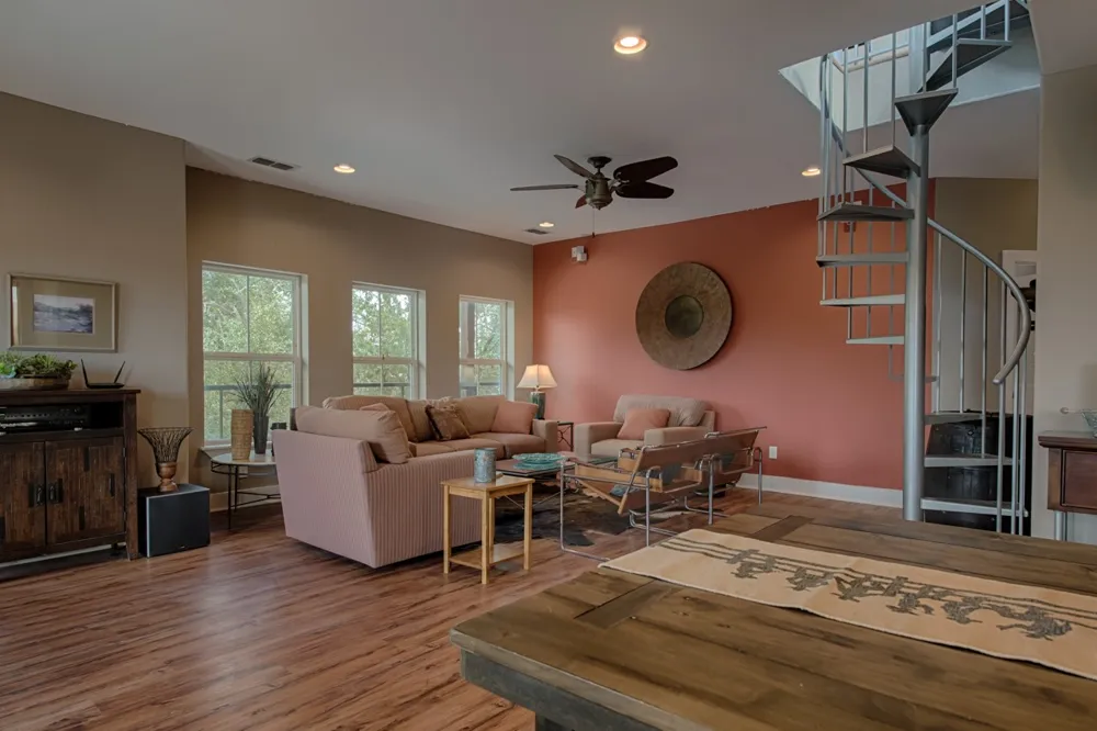 348 Chimney Cove Drive Marble Falls, TX 78654