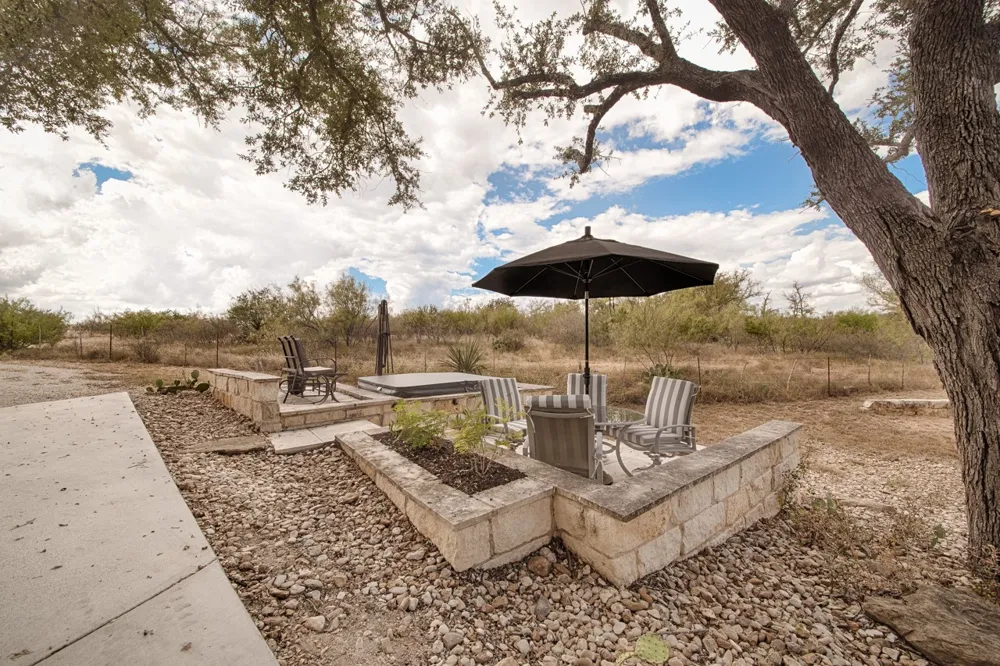 348 Chimney Cove Drive Marble Falls, TX 78654