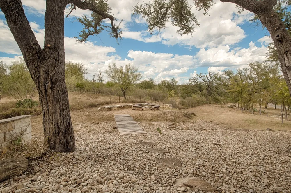 348 Chimney Cove Drive Marble Falls, TX 78654
