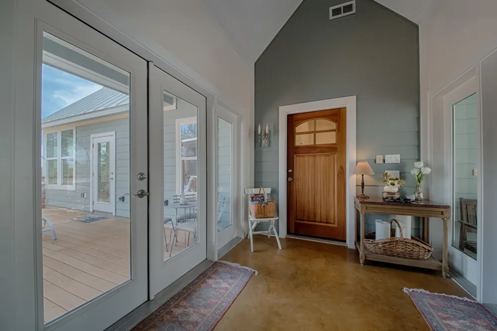 348 Chimney Cove Drive Marble Falls, TX 78654