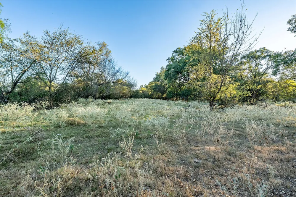 5081 154 Highway Yantis, TX 75497