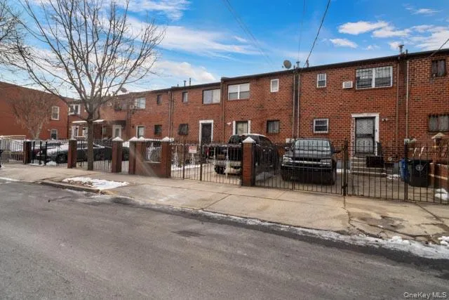 576 Barbey Street Brooklyn, NY 11207