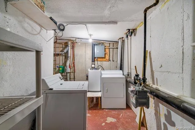 576 Barbey Street Brooklyn, NY 11207