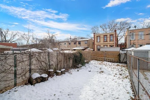 576 Barbey Street Brooklyn, NY 11207