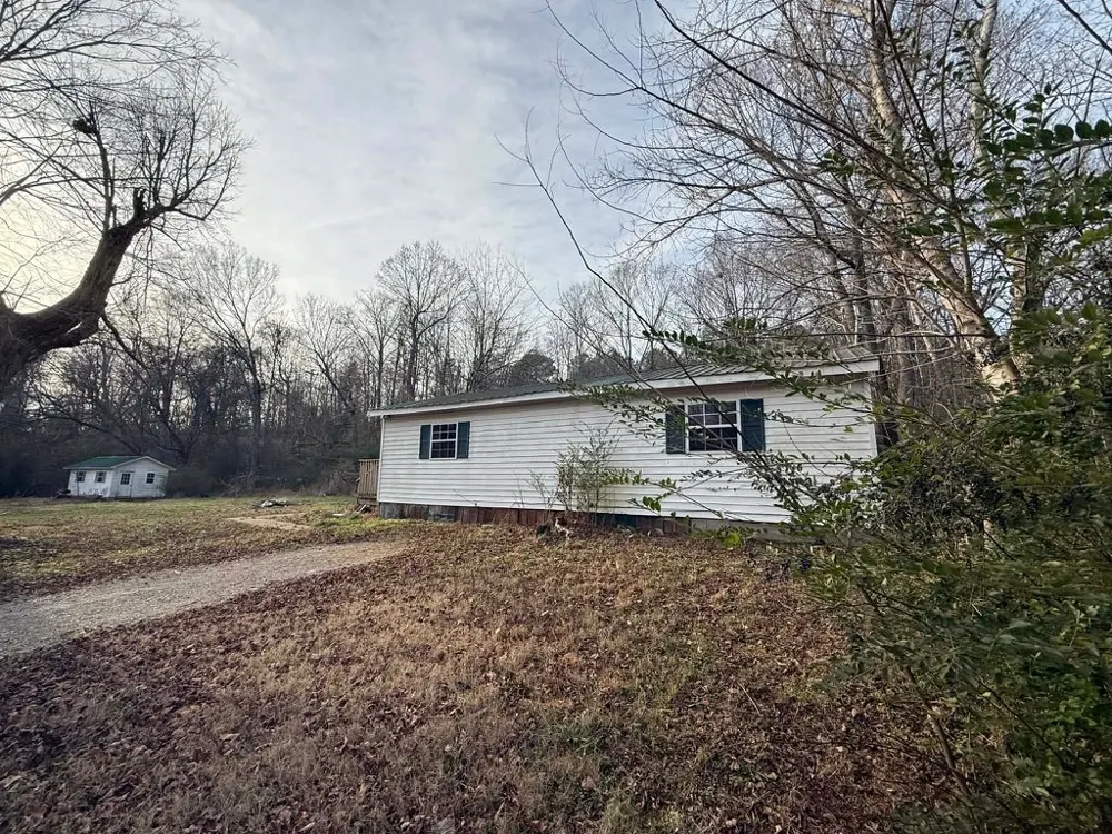 531 Big Rock Rd Big Rock, TN 37023