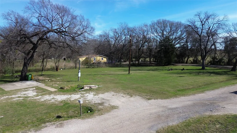 304 Miller Avenue Hubbard, TX 76648
