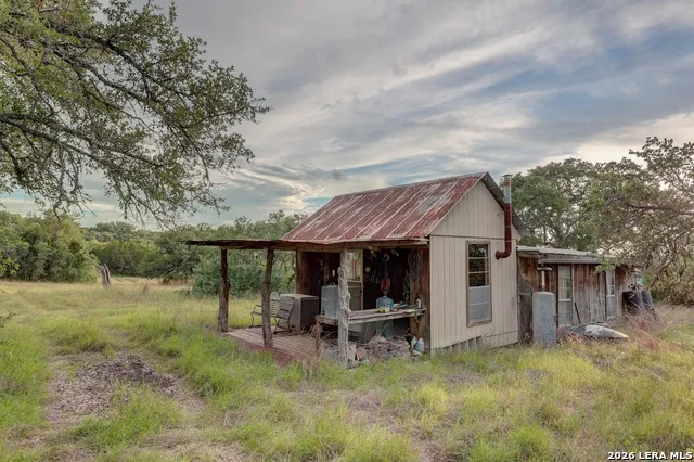 438 Yellowstone Lane Hunt, TX 78024