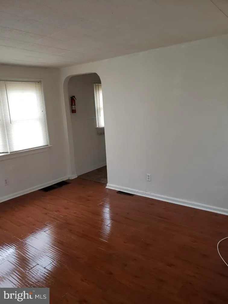 36 JEFFERSON AVENUE #A Mount Ephraim, NJ 08059