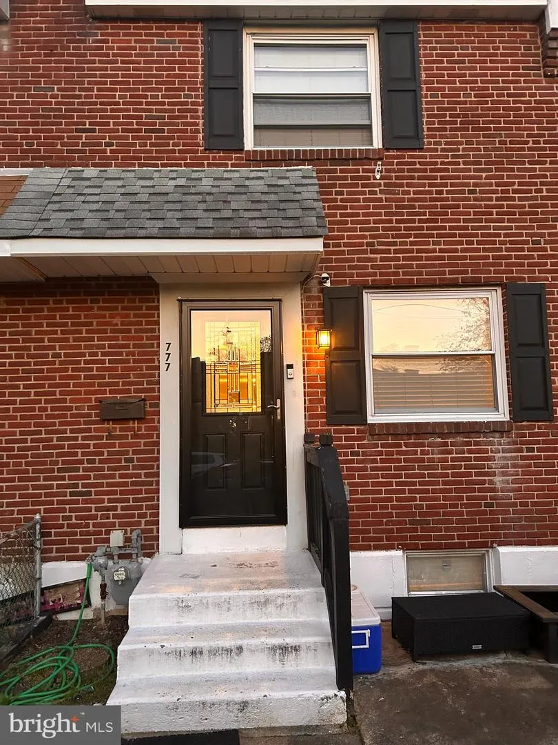 777 BENNINGTON ROAD Folcroft, PA 19032