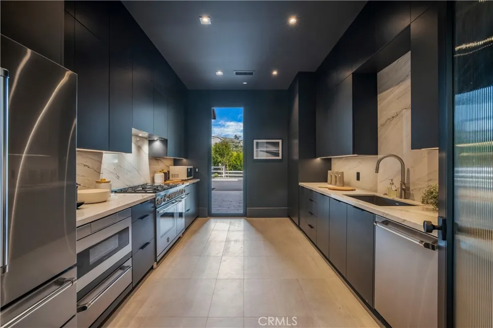 24105 HIDDEN RIDGE ROAD Hidden Hills, CA 91302