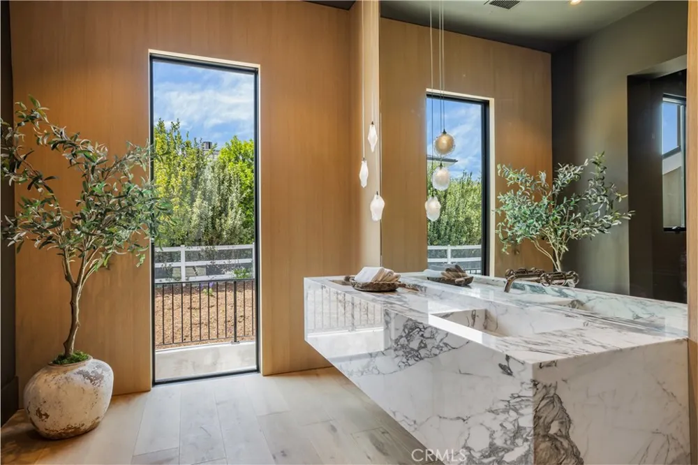 24105 HIDDEN RIDGE ROAD Hidden Hills, CA 91302