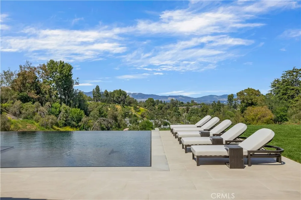 24105 HIDDEN RIDGE ROAD Hidden Hills, CA 91302