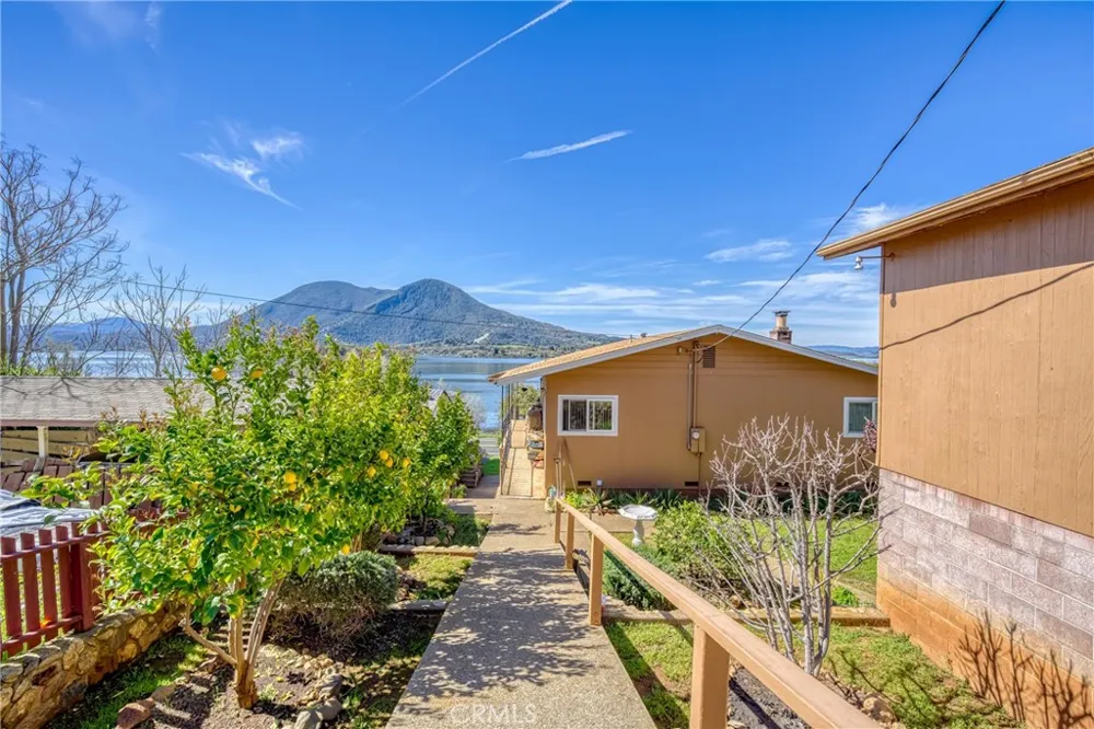 9245 Glenhaven Drive Glenhaven, CA 95443