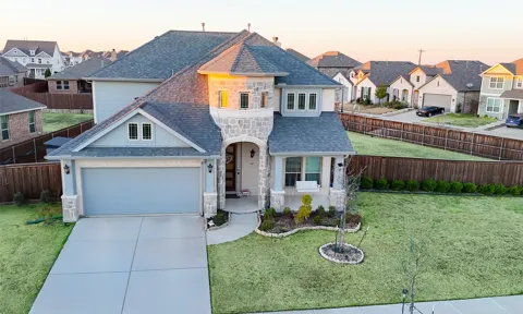 4147 Lagoon Place