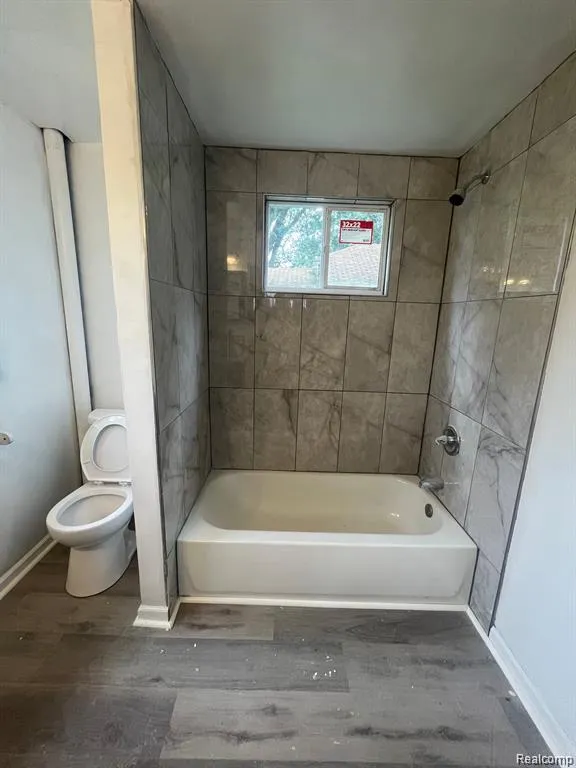 3319 Lakeview Street Frenchtown Township, MI 48162