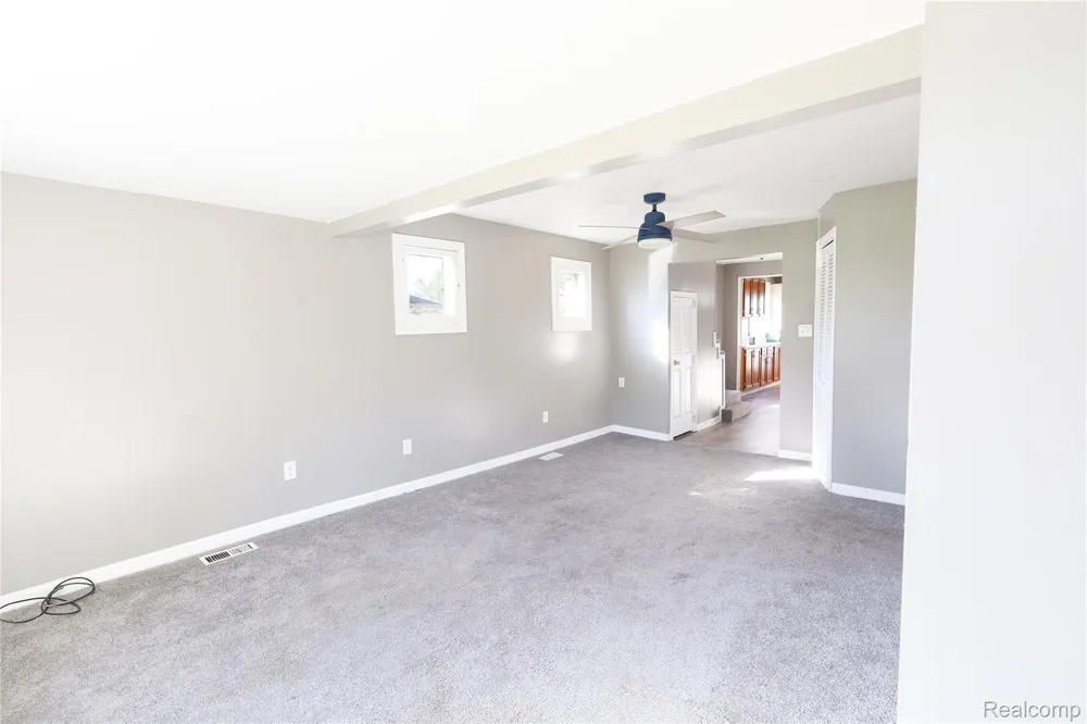 3319 Lakeview Street Frenchtown Township, MI 48162