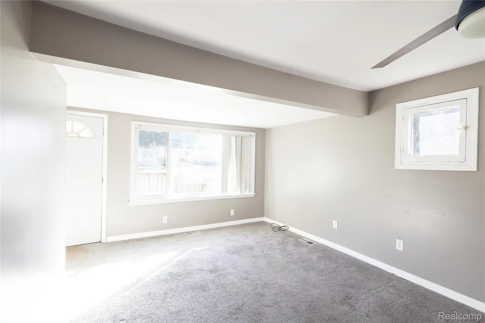 3319 Lakeview Street Frenchtown Township, MI 48162