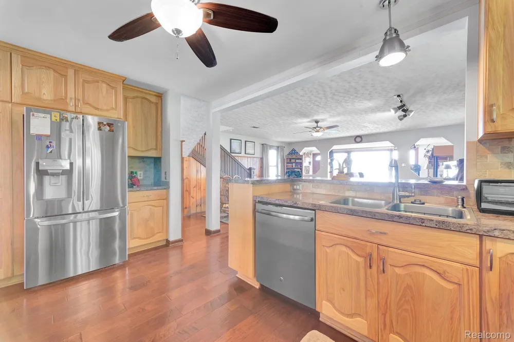 429 Edgewater Algonac City, MI 48001