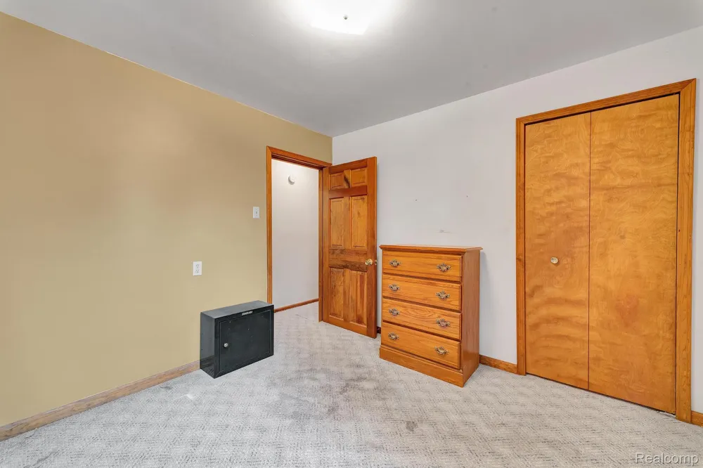 429 Edgewater Algonac City, MI 48001