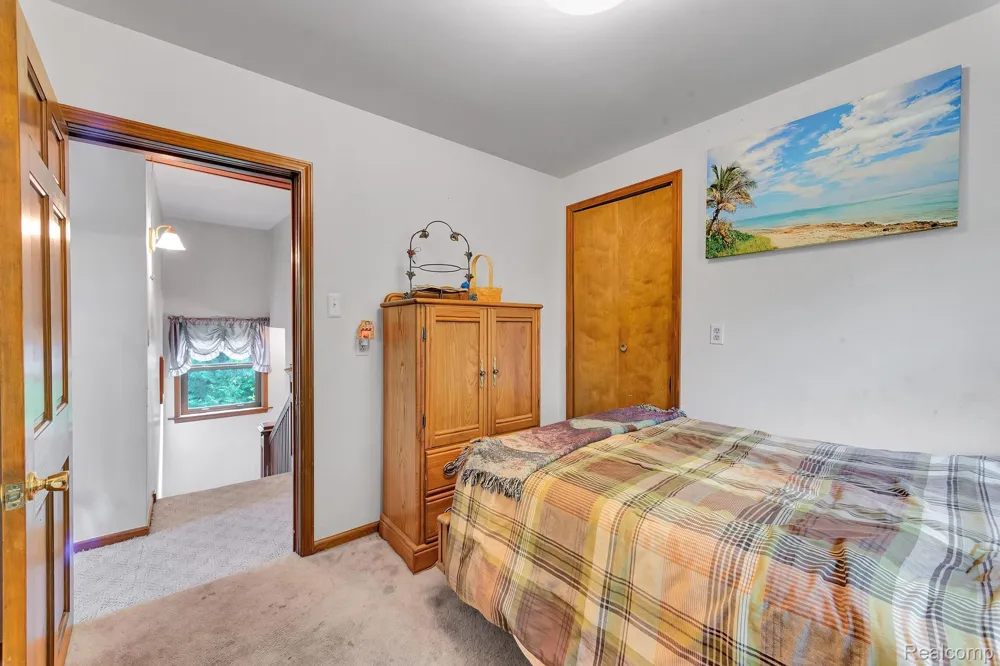 429 Edgewater Algonac City, MI 48001