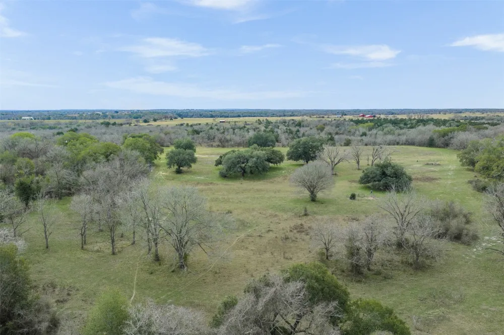 1820 South Old Smithville Road Flatonia, TX 78941