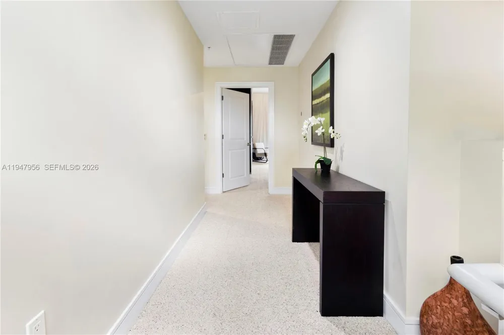 5300 NW 87Th Ave #1212 Doral, FL 33178