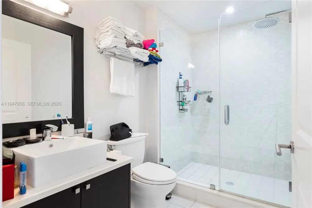 5300 NW 87Th Ave #1212 Doral, FL 33178
